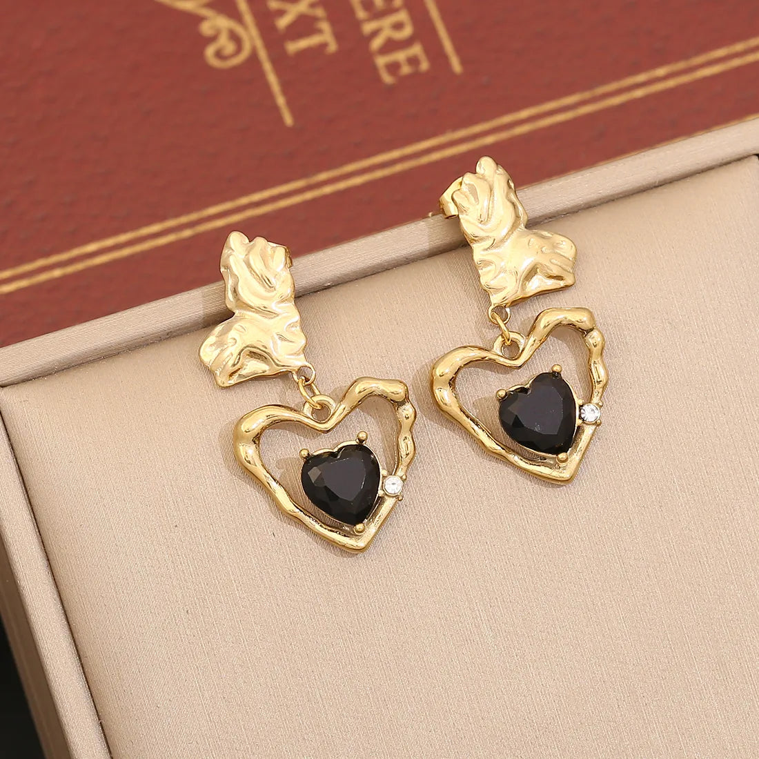 Zircon Heart Earrings