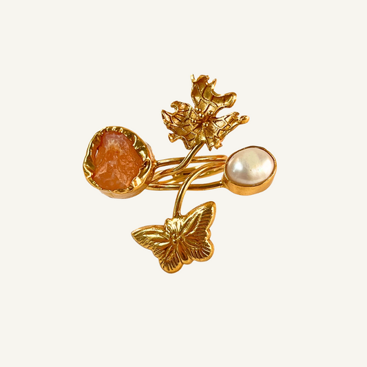 Floral Gold and Pearl Ring