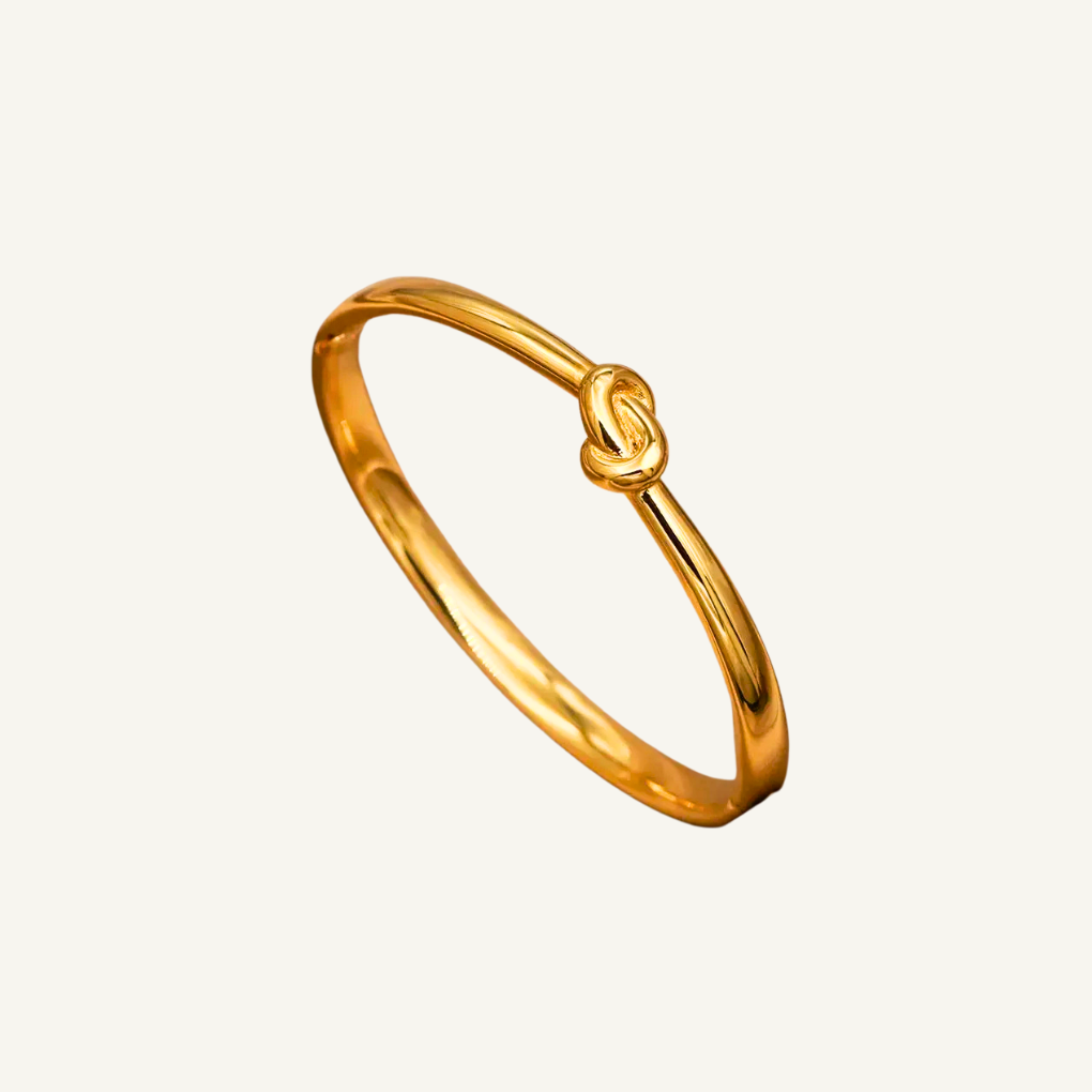 Knot Gold Bangle